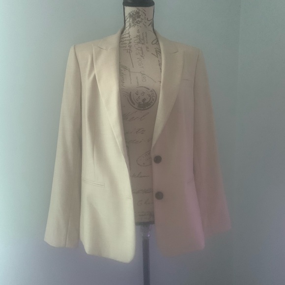 Donna Karan New York sculpture suit jacket - Picture 9 of 16